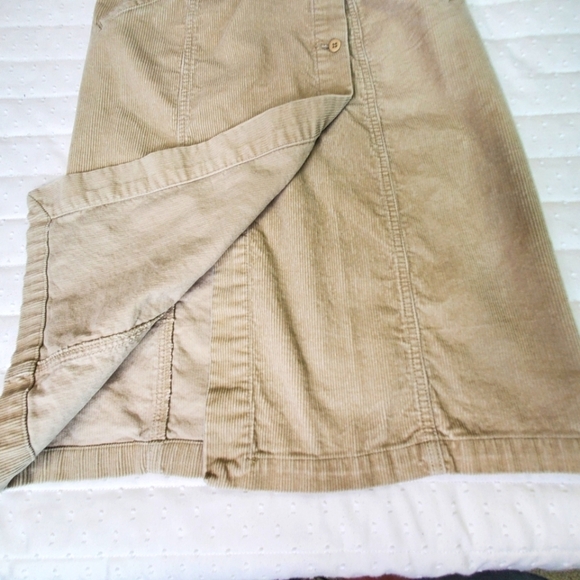 B Moss Button Down Corduroy Skirt Sz 2 - Picture 6 of 10